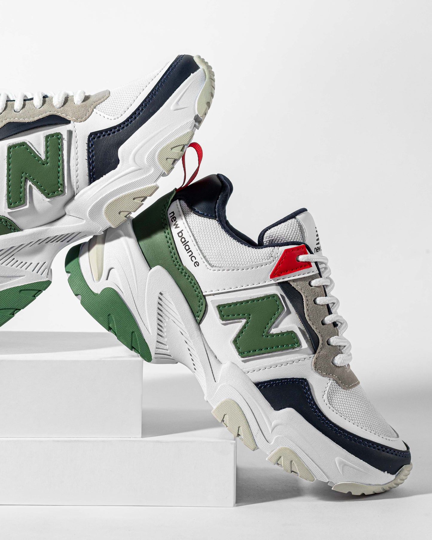 NEW BALANCE TRACTOR